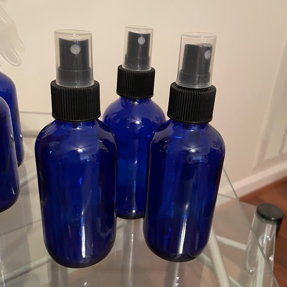Amber and Cobalt Blue Glass Spray Bottles Never used. - Picture 5 of 5